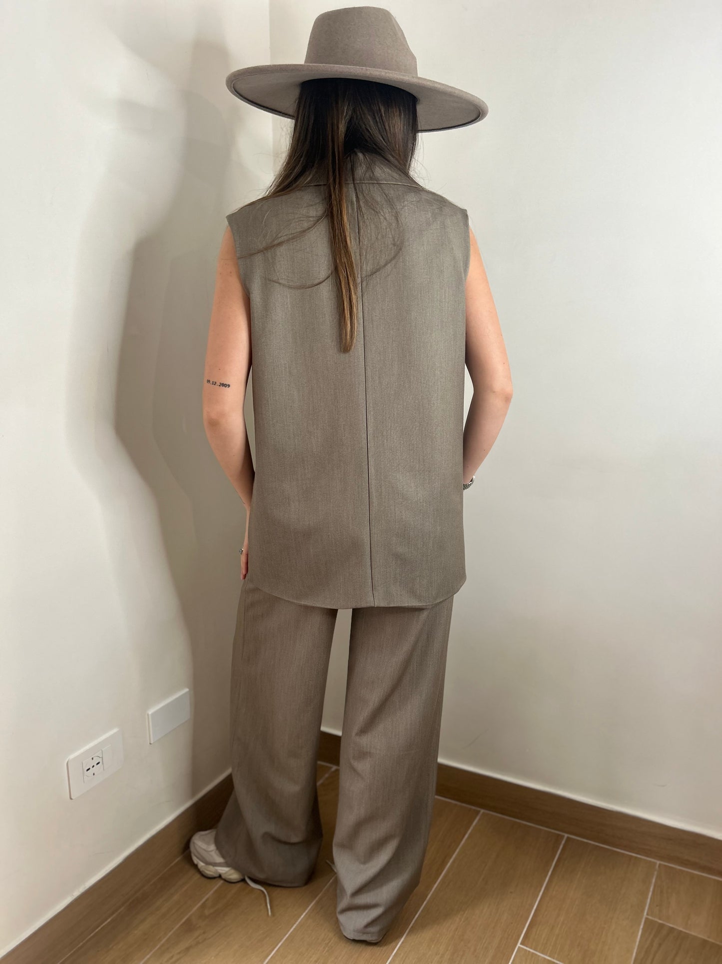 TAILLEUR SMANICATO-beije