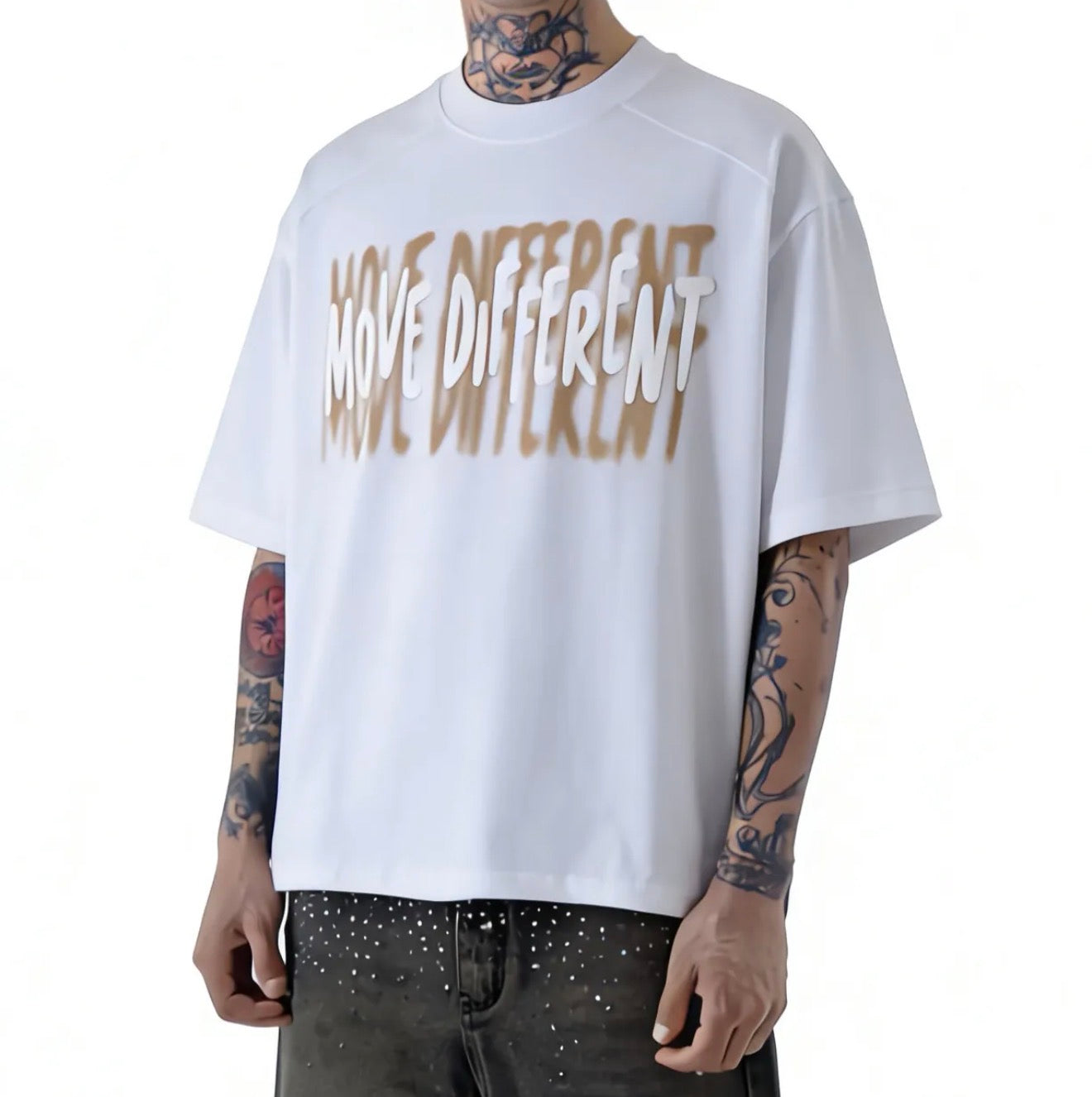 T-SHIRT MOVE DIFFERENT