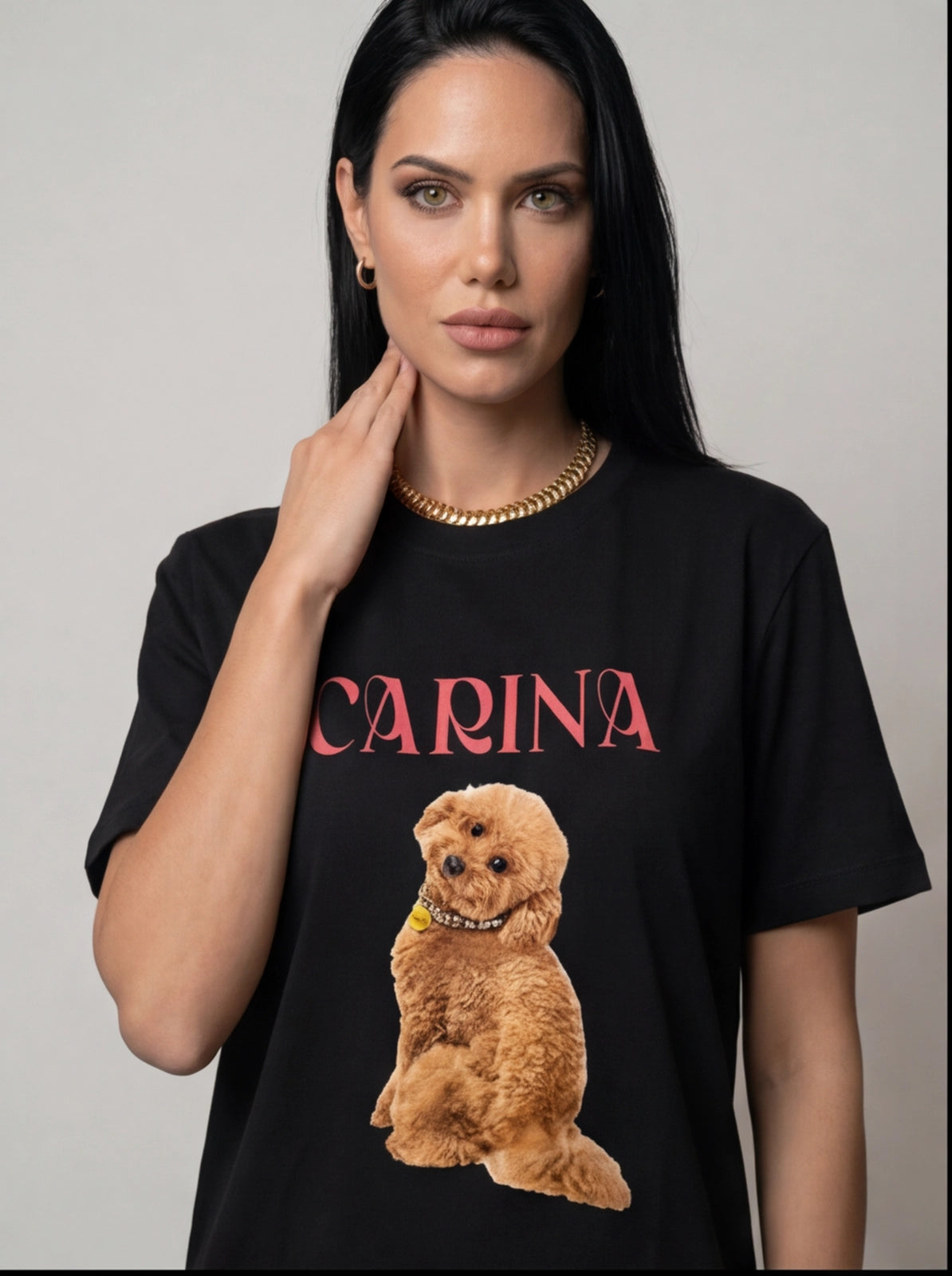 T-shirt nera barboncino